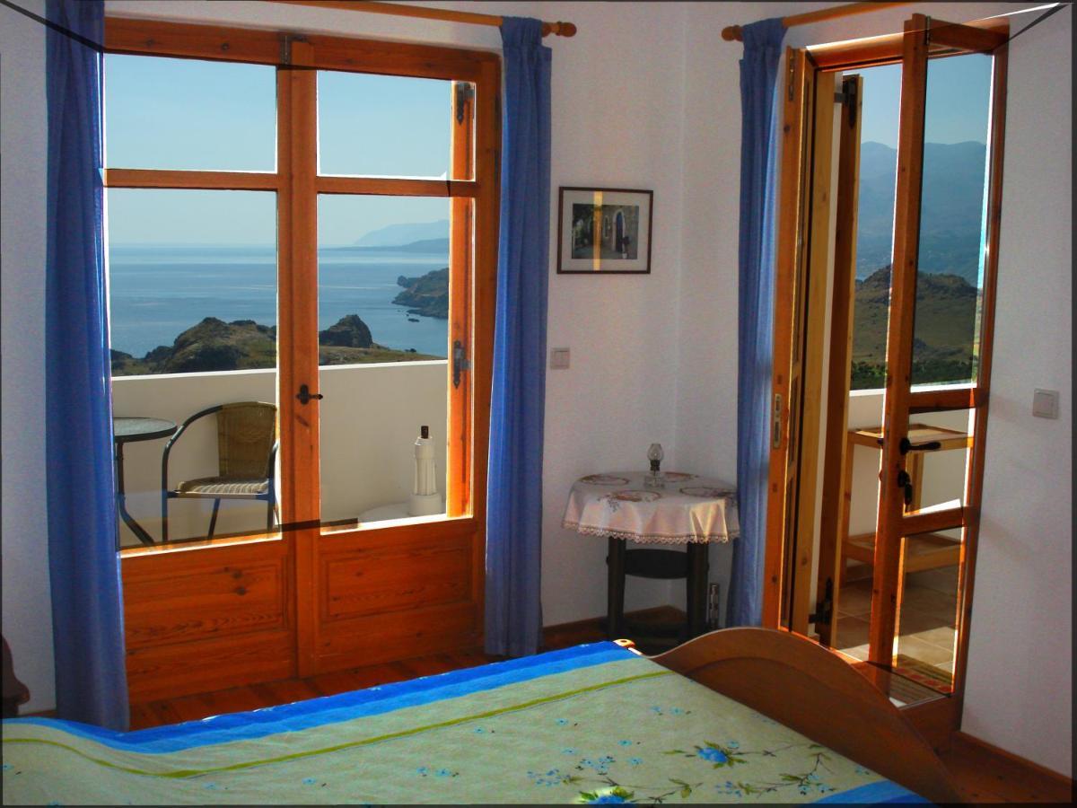 Venus Hill Studio With Private Pool By The Sea Damnoni Exterior foto